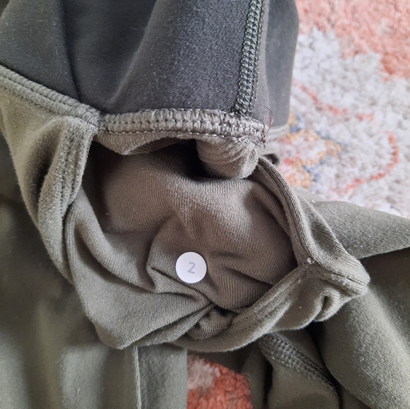 Lululemon Fatigue Gator Ziggy Snake Sunset Salutation cropped leggings - Picture 8 of 12